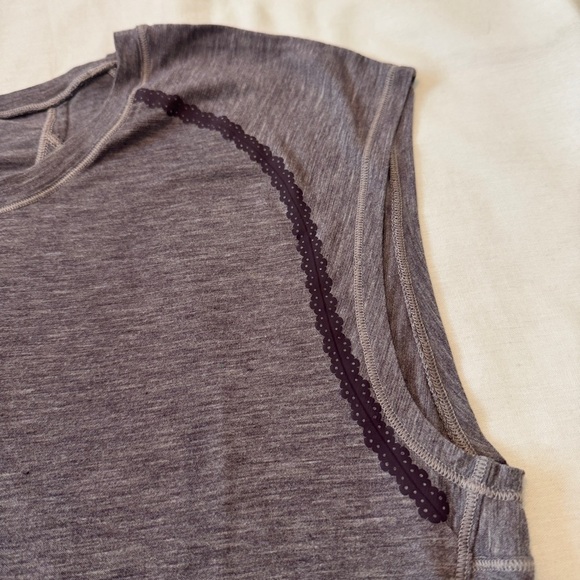 Lululemon 4 Stop Drop & Squat Short Sleeve Shirt ~ Purple Heathered Cap Sleeve - Picture 2 of 7